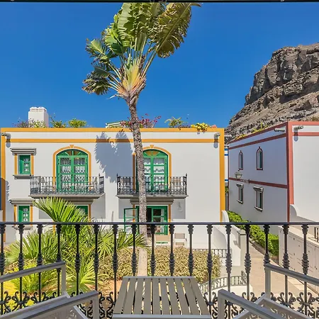 Livvo Hotel Puerto De Mogan