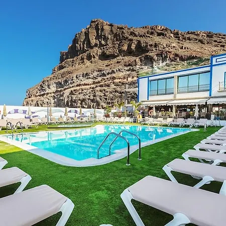 Hotel Livvo