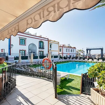Livvo Hotel 3*